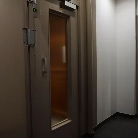 Отель Liege Strasbourg 2*