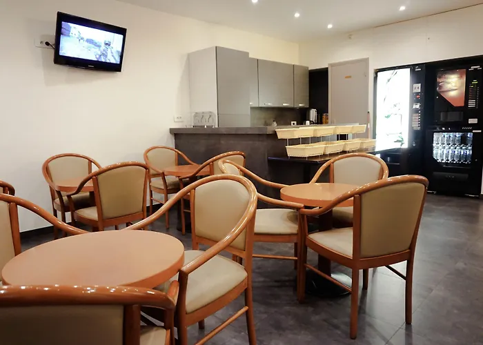Hotel Liège Strasbourg 2*